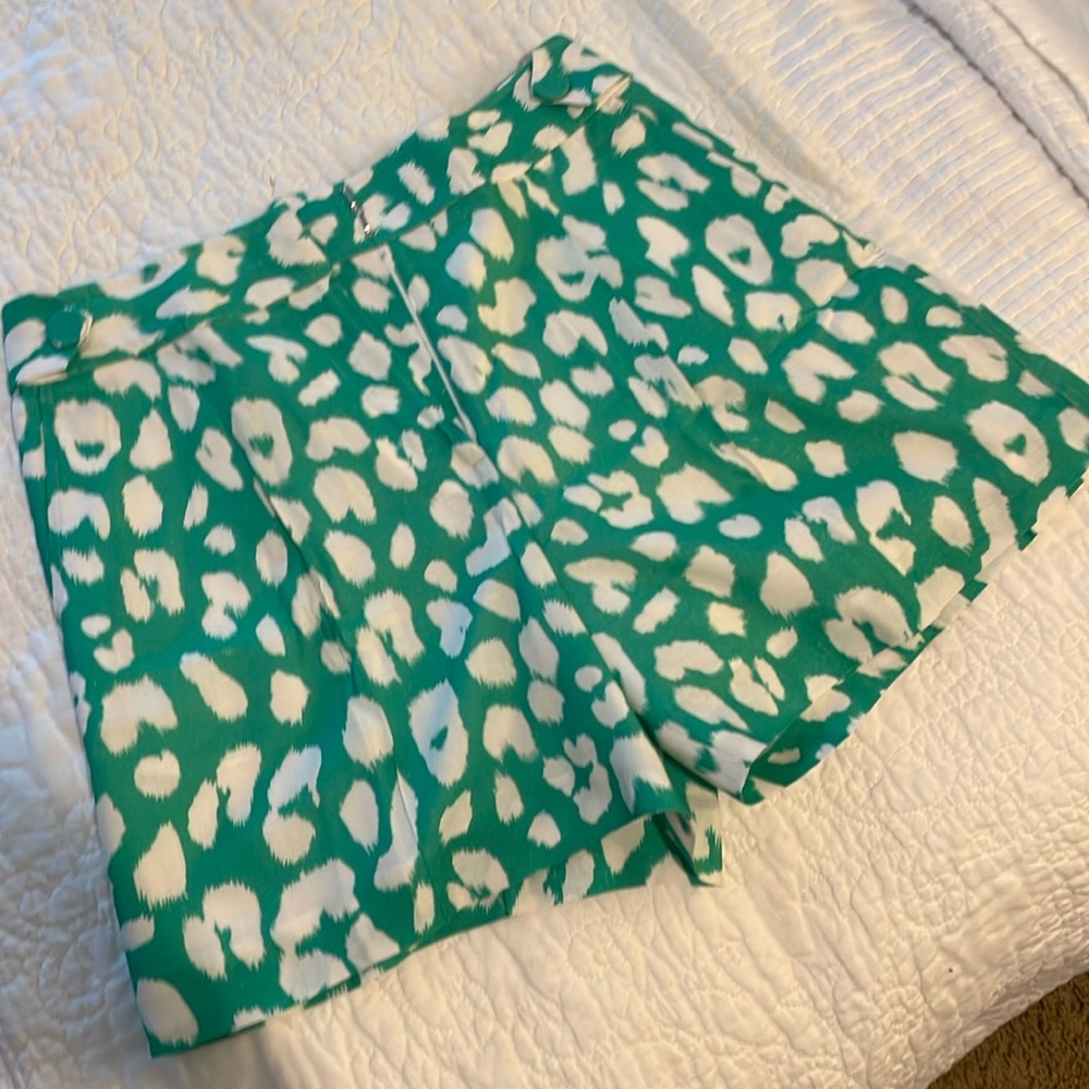 Milly green and white shorts, 5” inseam, zip front